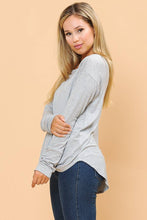 LONG SLEEVE TOP WITH THUMB HOLE
