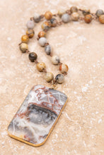 Patty Necklace in Beige