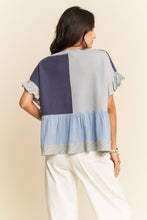 SWEATER TEXTURED FABRIC RUFFLE DETAIL TOP