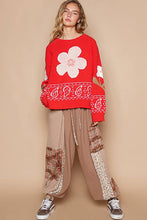 Long sleeve flower point chenille sweater top: Red