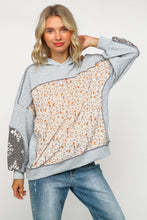 TWO TONE HACCI FLORAL KNIT TOP WITH HOOD