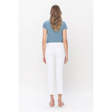 MID RISE STRAIGHT JEANS: OPTIC WHITE