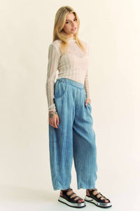 WIDE OPENING HIGH WAIST TENCEL DENIM BARREL PANTS