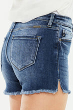 HIGH RISE FRAYED HEM DENIM SHORTS