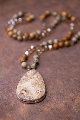 Rochelle Necklace in Beige