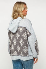 TWO TONE HACCI FLORAL KNIT TOP WITH HOOD