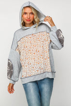 TWO TONE HACCI FLORAL KNIT TOP WITH HOOD