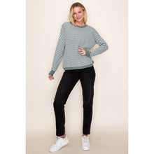 STRIPED PULLOVER SWEATER