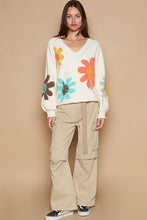 Oversize floral pattern print v-neck pullover sweater