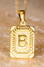 Initial Necklace in Gold: M