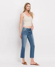 MID RISE CROP SLIM STRAIGHT JEANS