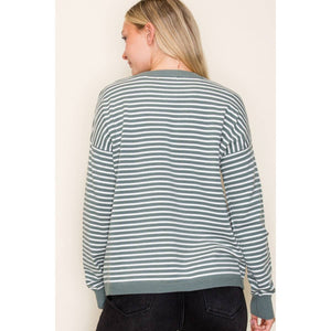 STRIPED PULLOVER SWEATER