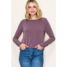 LONG BUTTON HEM SLEEVE SLUB TOP