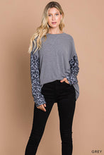 Women's Soft Brushed Hacci Top W/ Contrast Sleeve