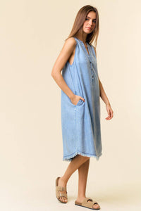 TENCEL DENIM KNEE LENGTH SLEEVELESS HENLEY DRESS