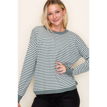 STRIPED PULLOVER SWEATER