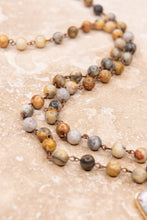 Patty Necklace in Beige