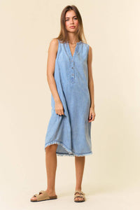 TENCEL DENIM KNEE LENGTH SLEEVELESS HENLEY DRESS