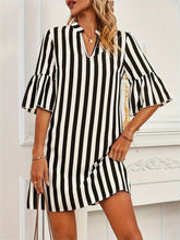 Striped loose dress with flared sleeves