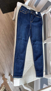 High Waste With Back Phone Yoke Seam Skinny