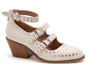 Cackle Buckle Shoe