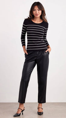 PLEATED FAUX LEATHER PANT