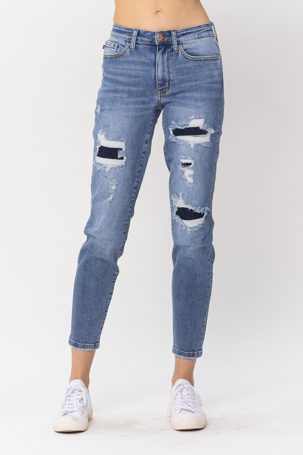 Mid Rise With Navy Patched Destroy Relaxed Jean